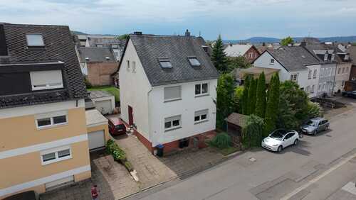 Luftbild 3 - 6 Zimmer Zweifamilienhaus zum Kaufen in Schweich