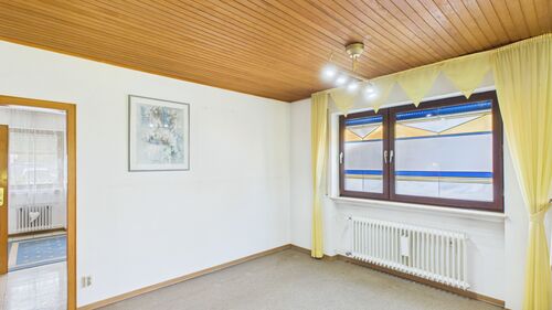 CAM03143G0-PR0189-STILL010 - 