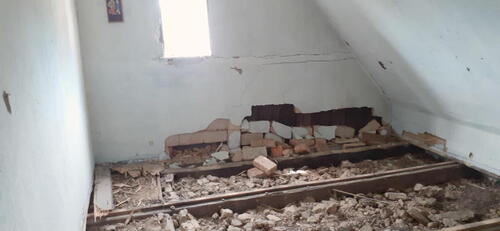 Foto - ObjNr:18741 - Ausbau ; Abriß oder Neubau in Röhrsdorf such Bauherren