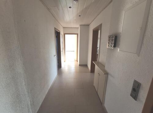 Whg. 1 Flur - 5 Zimmer Etagenwohnung zum Kaufen in Hausen