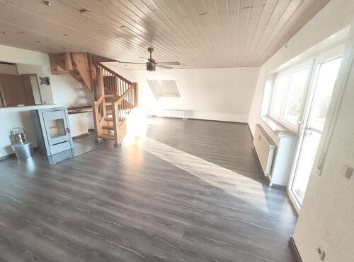 Whg. 1: Essbereich und Wohnzimmer Bild 2 - 