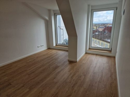 Bild - Ein Traum! Schicke 3-Zimmer-Mietwohnung mit Balkon in 97421 Schweinfurt (ID 1518)