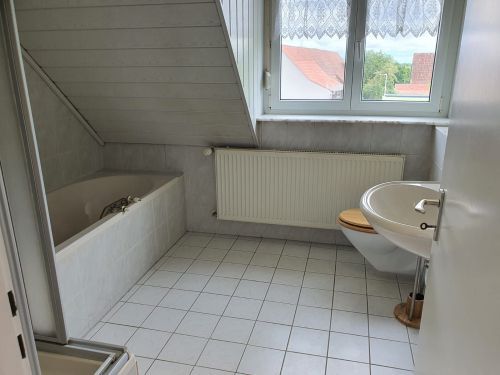 Bild - 6 Zimmer Einfamilienhaus in Werneck