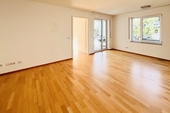 F-Unterliederbach: 2-Zimmer-Wohnung mit schöner und großzügiger Dachterrasse! - Frankfurt am Main