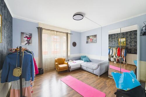 Zimmer - 7 Zimmer Mehrfamilienhaus, Wohnhaus in Offenbach