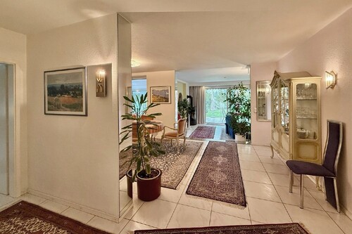 Eingangsbereich - 5 Zimmer Maisonettenwohnung in Dreieich