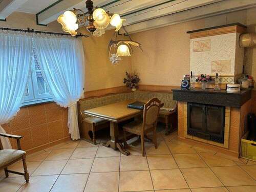 EG Wohnzimmer mit Kamin - 
