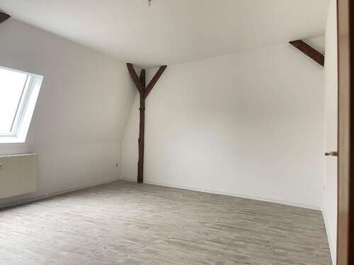 Schlafzim - 3 Zimmer Dachgeschoßwohnung in Pößneck