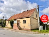 Hausansicht - HORN IMMOBILIEN ++ großes Haus mit 11 Zimmern und zwei Bädern in KnorrendorfKastorf