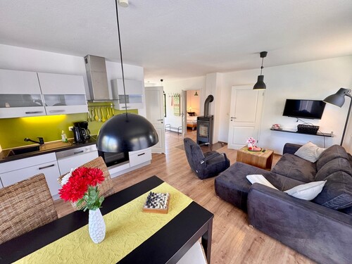 Wohnzimmer - Ferienhaus mit 125,00 m&sup2; in Röbel/Müritz zum Kaufen