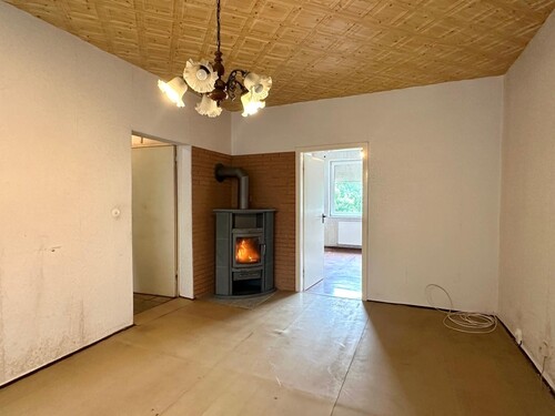 Wohnzimmer - 4 Zimmer Doppelhaushälfte zum Kaufen in Anklam / Gellendin