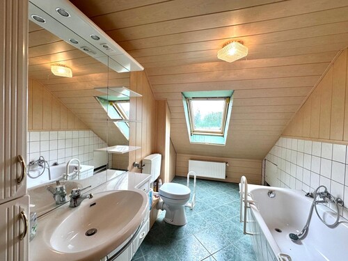 Badezimmer - Doppelhaushälfte mit 68,00 m&sup2; in Anklam / Gellendin zum Kaufen