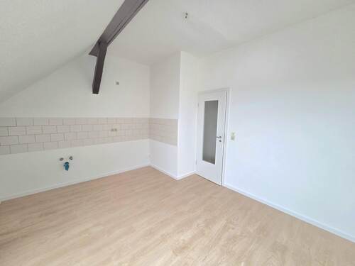 Küche - Dachgeschoßwohnung mit 81,89 m&sup2; in Stollberg zur Miete