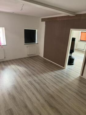 Wohnzimmer - 7 Zimmer Einfamilienhaus in Hainichen