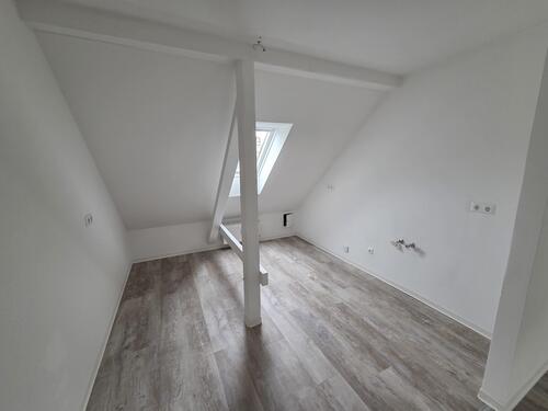 Küche - Dachgeschoßwohnung mit 65,15 m&sup2; in Chemnitz zur Miete