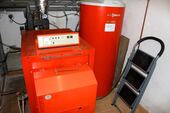Ölzentralheizung mit Warmwasseraufbereitung - 