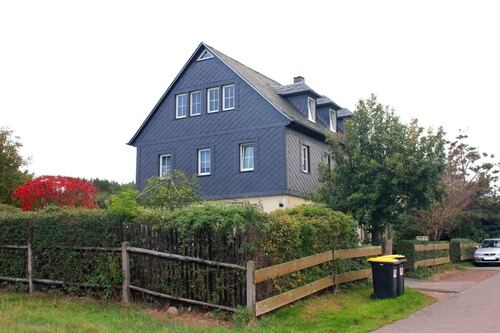 Hausansicht - Straßenseite - 