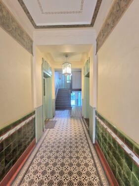 Eingangsbereich - 22 Zimmer Mehrfamilienhaus, Wohnhaus zum Kaufen in Leipzig