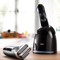 Werbung: Braun Series 3 ProSkin Rasierer