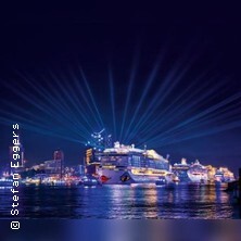 Cruise Days, Blue Port mit ital. Buffet - Fahrgastschiff 
