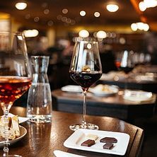 Schokolade & Wein – CAMONDAS Schokoladen Dresden