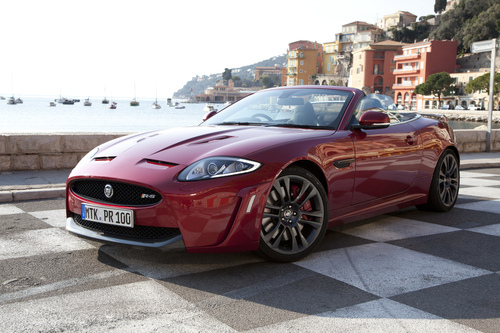 Die Kanaren mit dem Auto erkunden – Tipps für den perfekten Mietwagen - Jaguar XKR Cabriolet auto .