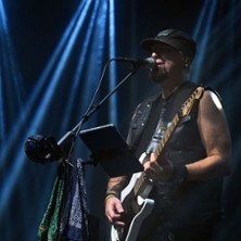Rock Ko Fol - Live on stage