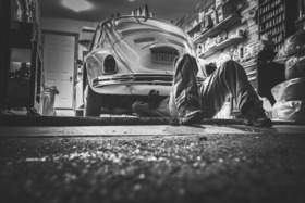 Wie man eine Autoreparatur oder einen Autokauf finanziert Wie man eine Autoreparatur oder einen Autokauf finanziert